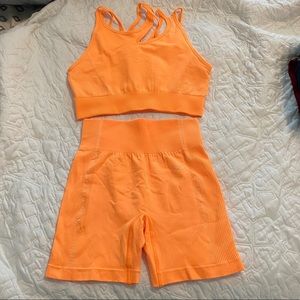 Gymshark short and bra set Sz L/XL